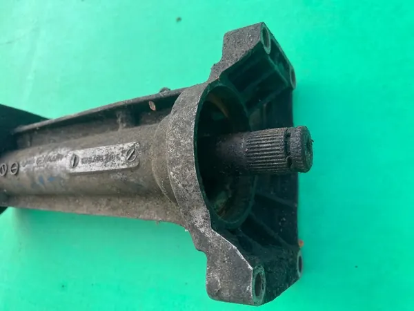 VW T4 1.9 TDI Support 02B409320C image 2