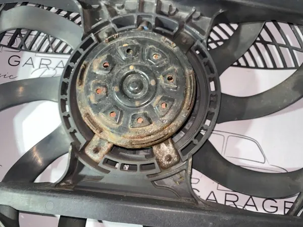 Ilmastointifani BMW 7 E38 1995 64548391882 image 3