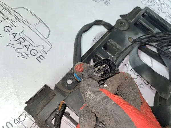 Ilmastointifani BMW 7 E38 1995 64548391882 image 5