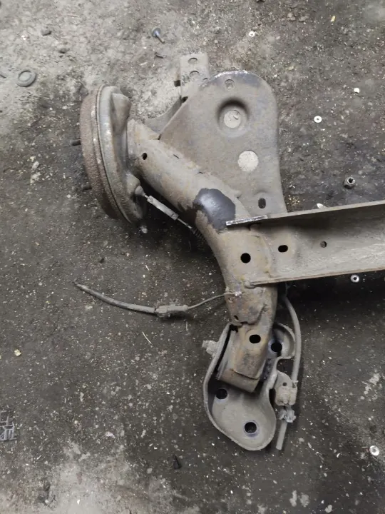 Viga do eixo traseiro FORD FIESTA MK7 OEM FORFIEMK4 image 5