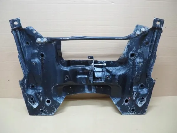 Porte-essieu avant OEM WÓZEK SANKI pour Citroen C3 III image 4