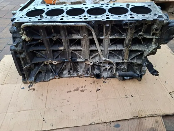 BMW N57D30B Motorblock OEM 7823013 - 3.0D 313PS image 8