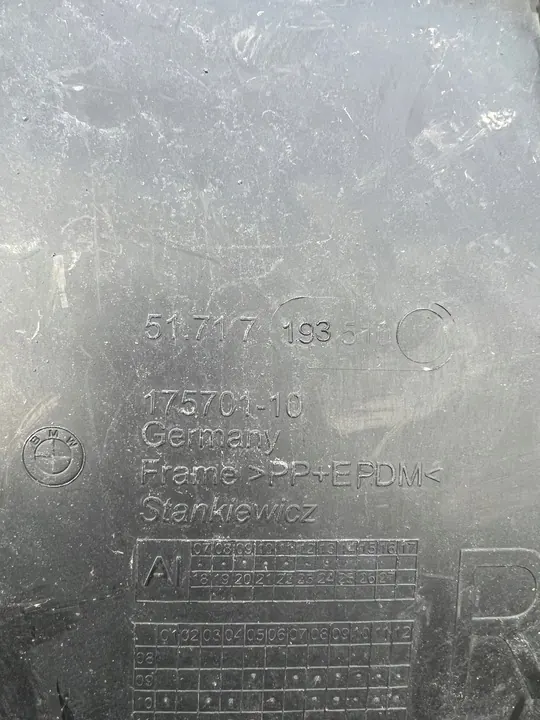 BMW F07 Right Front Wheel Arch 7193510 image 2