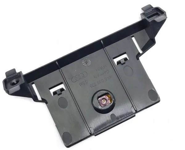 Antena GSM Audi E-Tron usada OEM 4KE035205 image 5