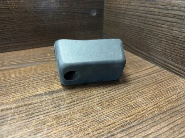 Butée de porte arrière OEM RAJ21824 Côté droit image 2