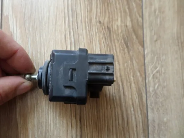 Xenon-Scheinwerfer-Niveaumotor OEM 00787845 - Honda CR-V image 4