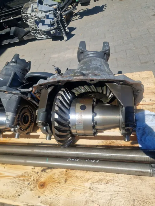 SCANIA RP835 Drivaxel 28:22 OEM 1531353 image 3