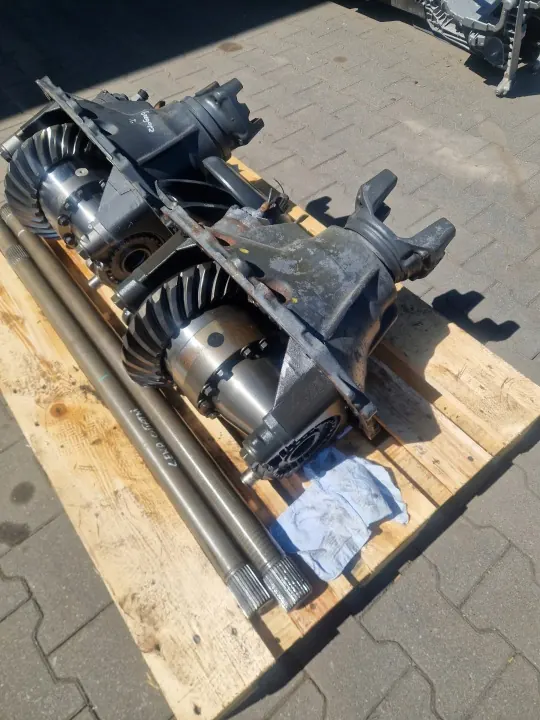 SCANIA RP835 Drivaxel 28:22 OEM 1531353 image 4
