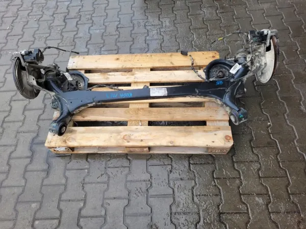 Viga de eje trasero MX6C-5K952-A1D Ford Kuga MK3 image 2