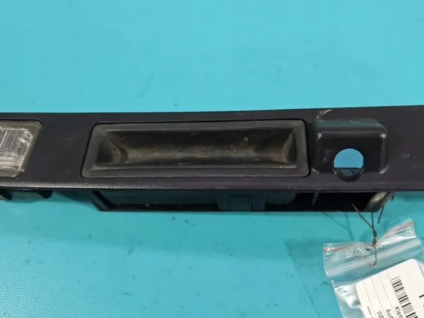 Poignée de hayon OEM 4L0827574 pour Audi Q7 4L image 3