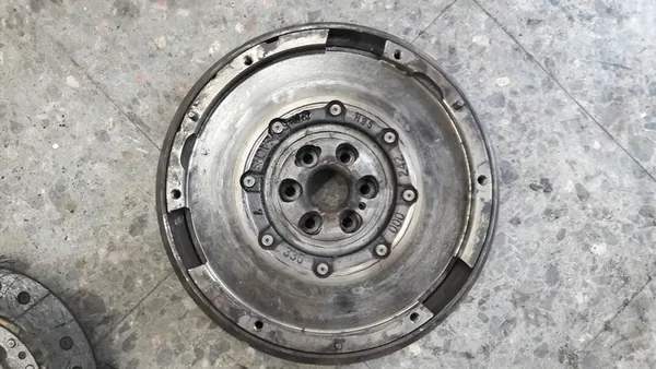 Kytkinlevy 1.6 HDi Citroen C4 Grand Picasso OEM 9653295680 image 7