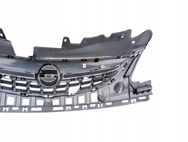 Opel Corsa D Lift Grille OE 13286000 image 7