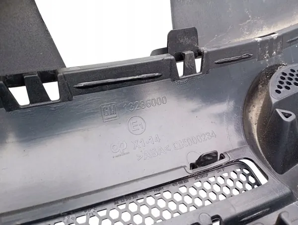 Opel Corsa D Lift Grille OE 13286000 image 8