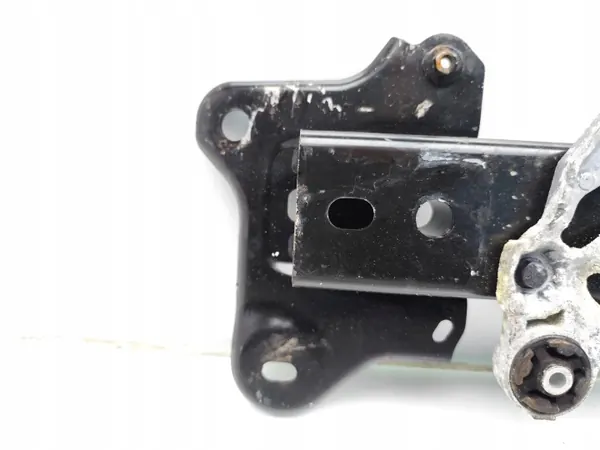 Support compresseur climatisation Tesla OEM 1103565-00-A image 3