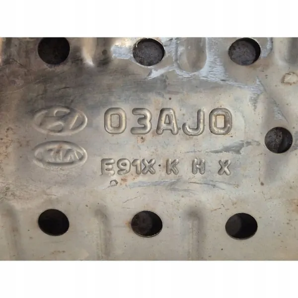 Catalyseur OEM 03AJ0 pour Hyundai i30 II image 6