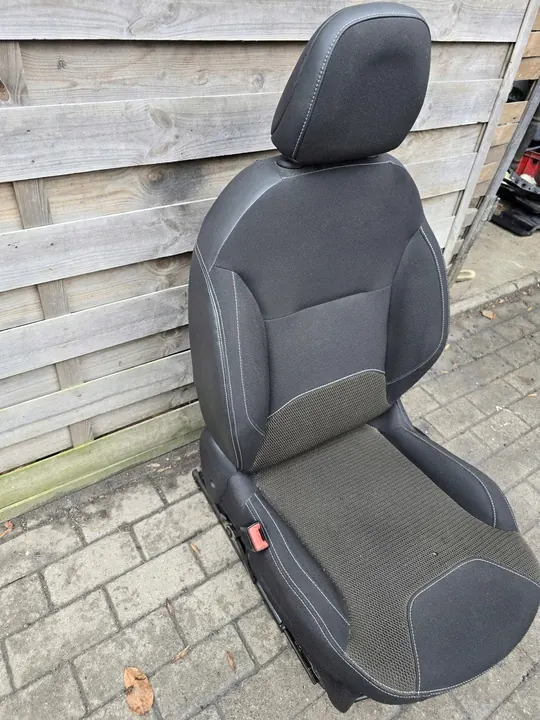Left Driver Seat Citroen C3 II image 2