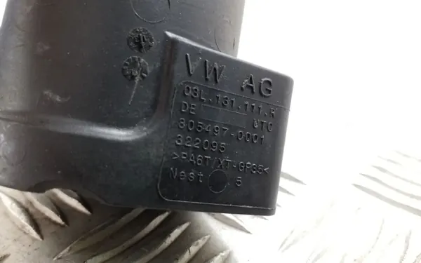 Audi Q3 8U 2013 Intercooler Schlauch image 6