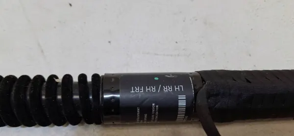 Tesla Model X Höger Bakdörrstängare OEM 106344000F image 4