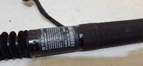 Tesla Model X Höger Bakdörrstängare OEM 106344000F image 5
