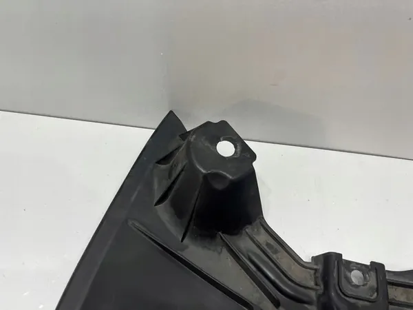 MERCEDES C-KLASA W206 Framskydd A2065202300 A2065202400 image 2