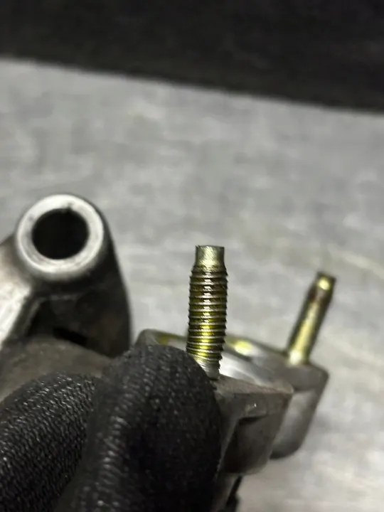 Compresseur de Climatisation Peugeot Citroen 9684480180 image 2