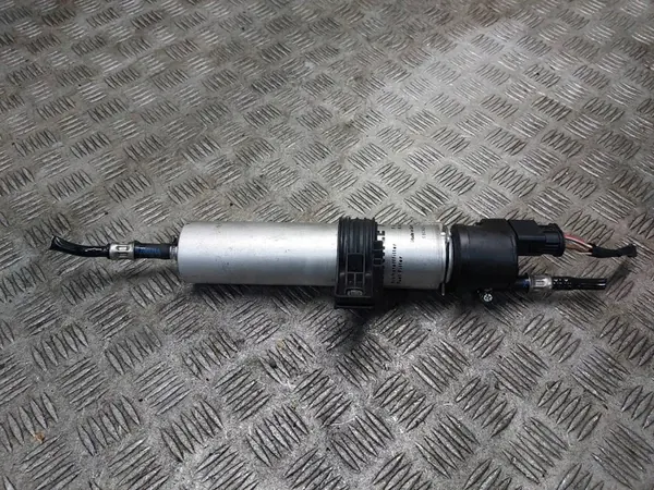 Boîtier de filtre à carburant BMW F01 730D 3.0 D 8517897 image 1