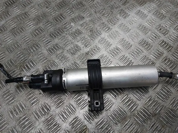 Boîtier de filtre à carburant BMW F01 730D 3.0 D 8517897 image 4
