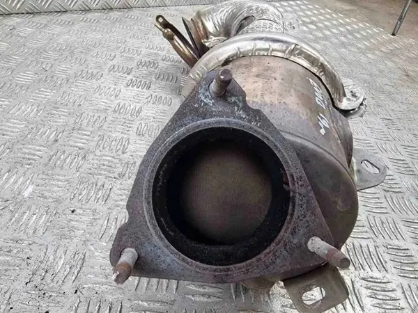 Land Rover DPF-Filter K8D25G267CA Gebraucht image 3
