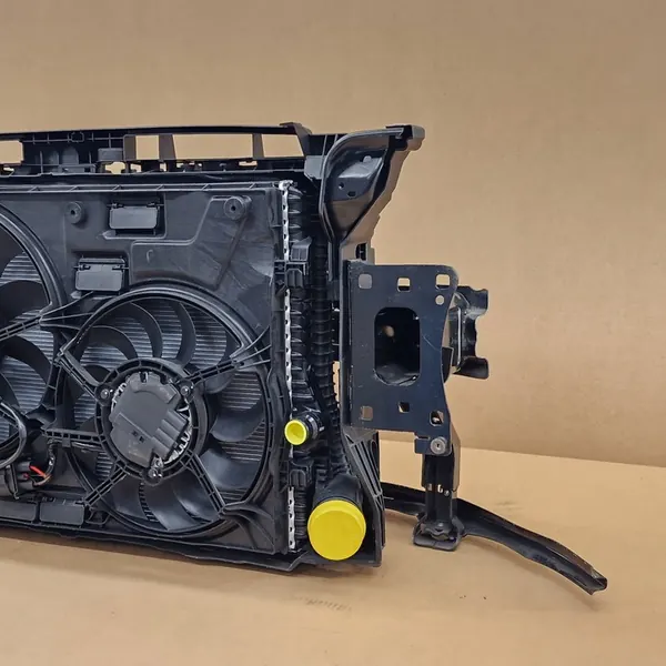 Refuerzo Frontal Radiador VW Golf VIII 8 GTI image 5