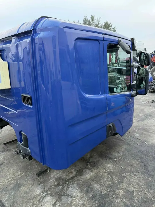 Cabine complète Scania CP 19L bleue - OEM 508224801 image 5