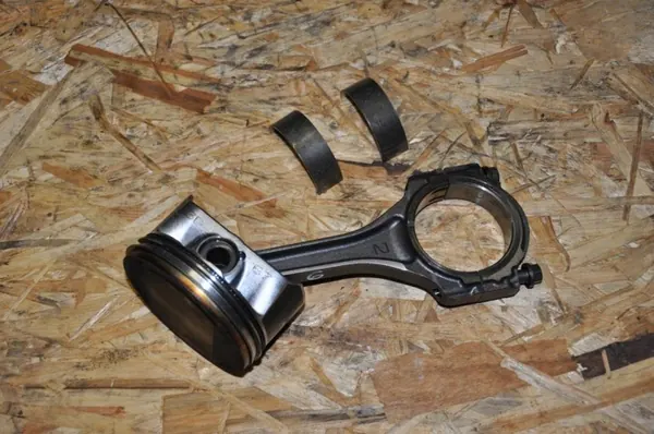 Biela Ford OE OEM 125963 para Mustang image 3