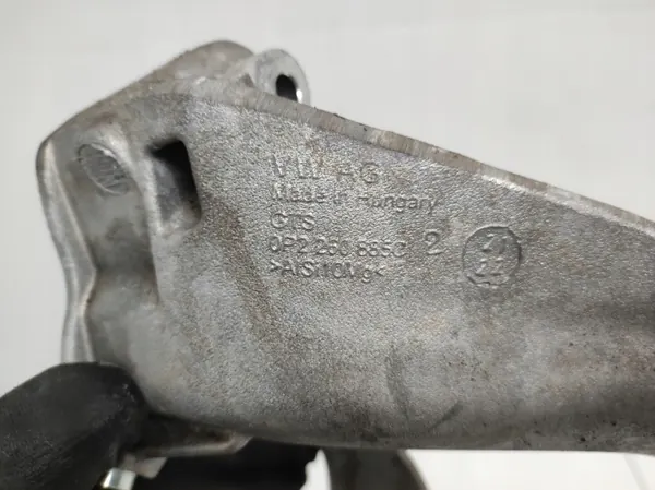 Airco-compressorbeugel OEM 0P2260885C Audi A6 RS6 image 5