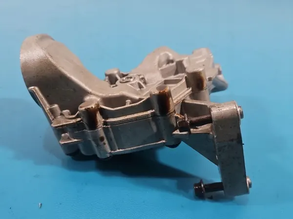 Pompe à huile d'occasion OEM 9837408880-01 Opel Grandland image 4