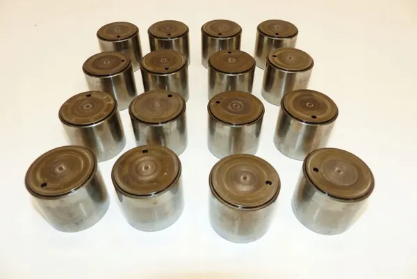 Nissan ZD30 Stoterstangen & Tuimelaars - OEM ZD30DDTI image 2