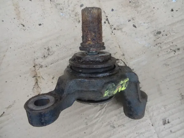 Keskitappi OEM XXXXXXX Toyota Hilux VIII 2.4 D:lle image 2