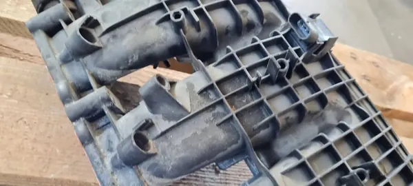 Ansaugkrümmer Q3 83A 2.0 TFSI VW Audi Tiguan II 06L133201FP image 5