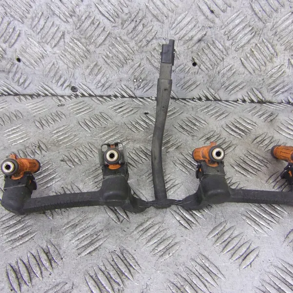 Conjunto de injetores de combustível Peugeot 307 image 3