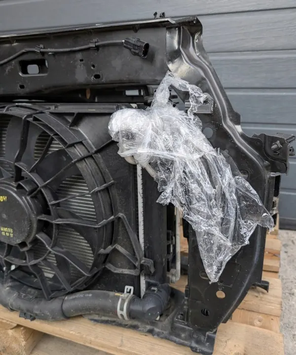 Gebruikte KIA-radiator OEM CHŁODNICE KIA STONIC 1.6 CRDI image 10