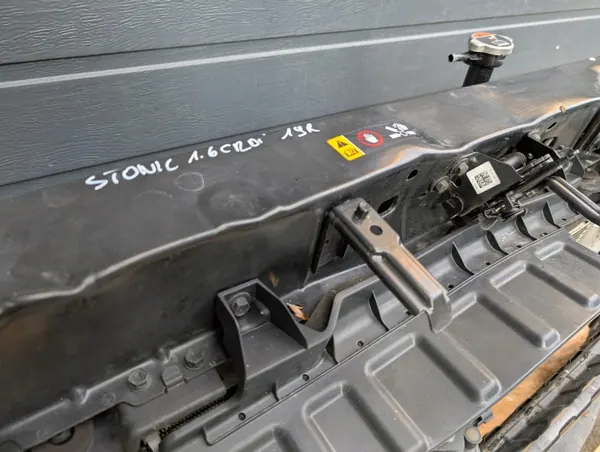 Gebruikte KIA-radiator OEM CHŁODNICE KIA STONIC 1.6 CRDI image 4