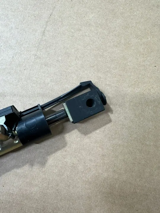 OEM A2308001372 Atuador teto esquerdo Mercedes SL R230 image 5