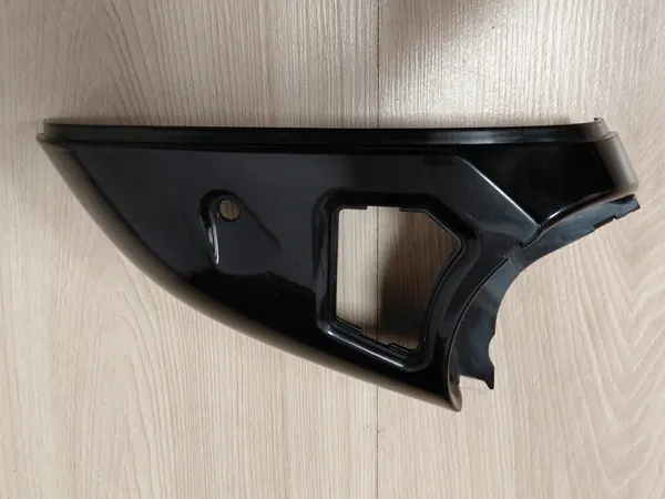 VOLVO V40 II S60 V60 CC Onderste Spiegelkap Links Glans OE image 3