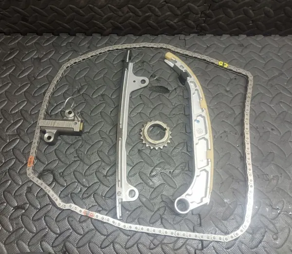 Glissière de Chaîne de Distribution OEM 1NZ 25 Toyota Yaris 1.5 Hybride image 2