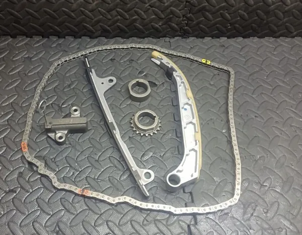 Glissière de Chaîne de Distribution OEM 1NZ 25 Toyota Yaris 1.5 Hybride image 4