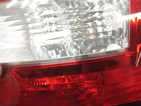 Luz trasera derecha Skoda Rapid image 5