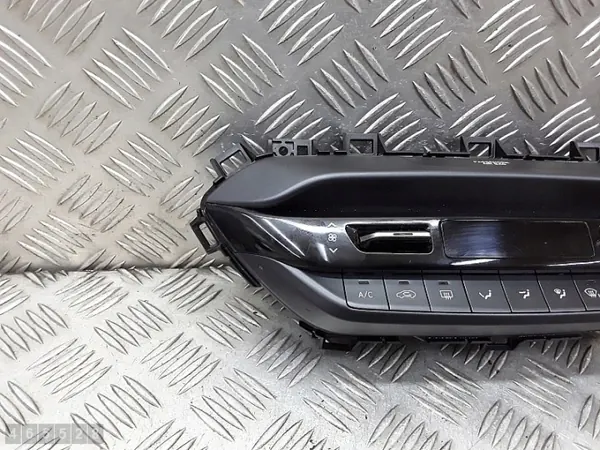 Hyundai Bayon ilmastointiohjausmoduuli OEM 97250Q0700 image 3