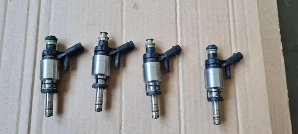 OEM 06L906036L Polttoainesuutin 2.0 TFSI image 2