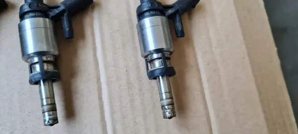 OEM 06L906036L Polttoainesuutin 2.0 TFSI image 6