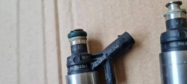 OEM 06L906036L Polttoainesuutin 2.0 TFSI image 9
