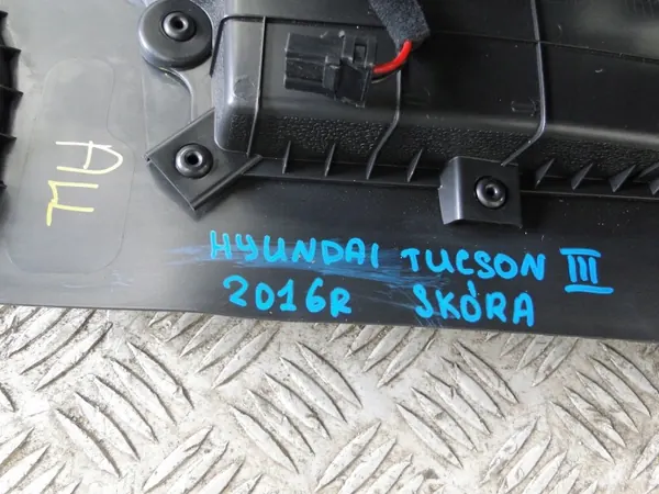 Accoudoir central OEM pour Hyundai Tucson III image 8