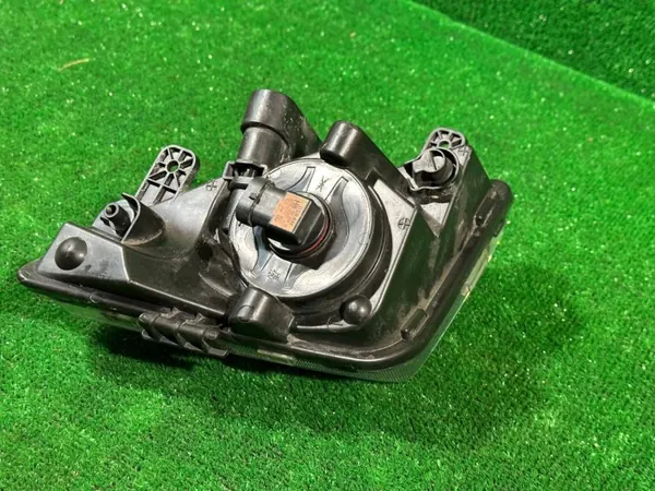 OEM 6F0941702A Halogen höger fram för Seat Ibiza V image 7